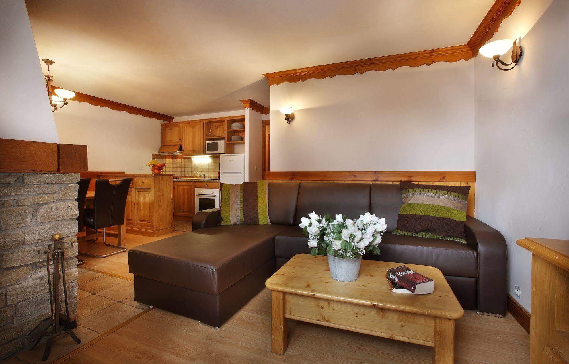 Chalet Des Neiges Oz En Oisans Oz Exteriör bild